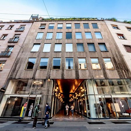 Dream Suites Milano San Babila Milão Exterior foto